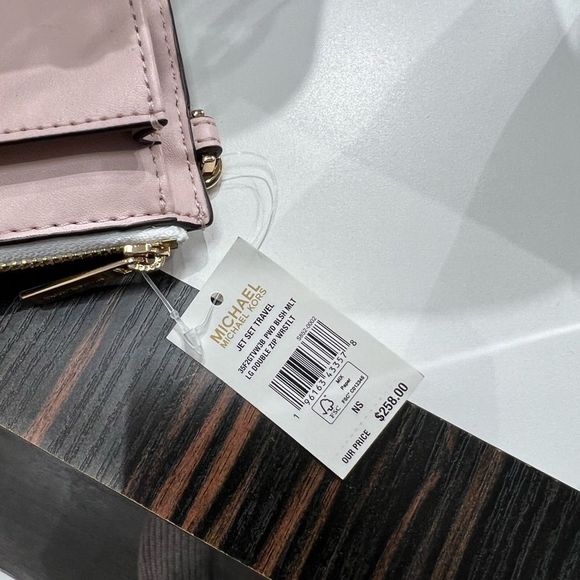 BUNDLE Michael Kors Gilly Large Drawstring Travel Tote Shoulder PwD Blush Wallet - Picture 13 of 16